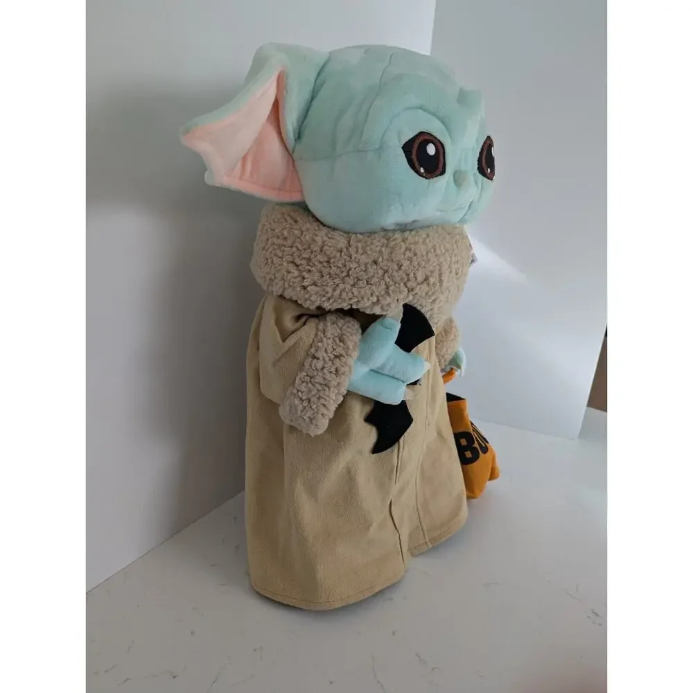 Mandalorian The Child Halloween Greeter NWT Decoration